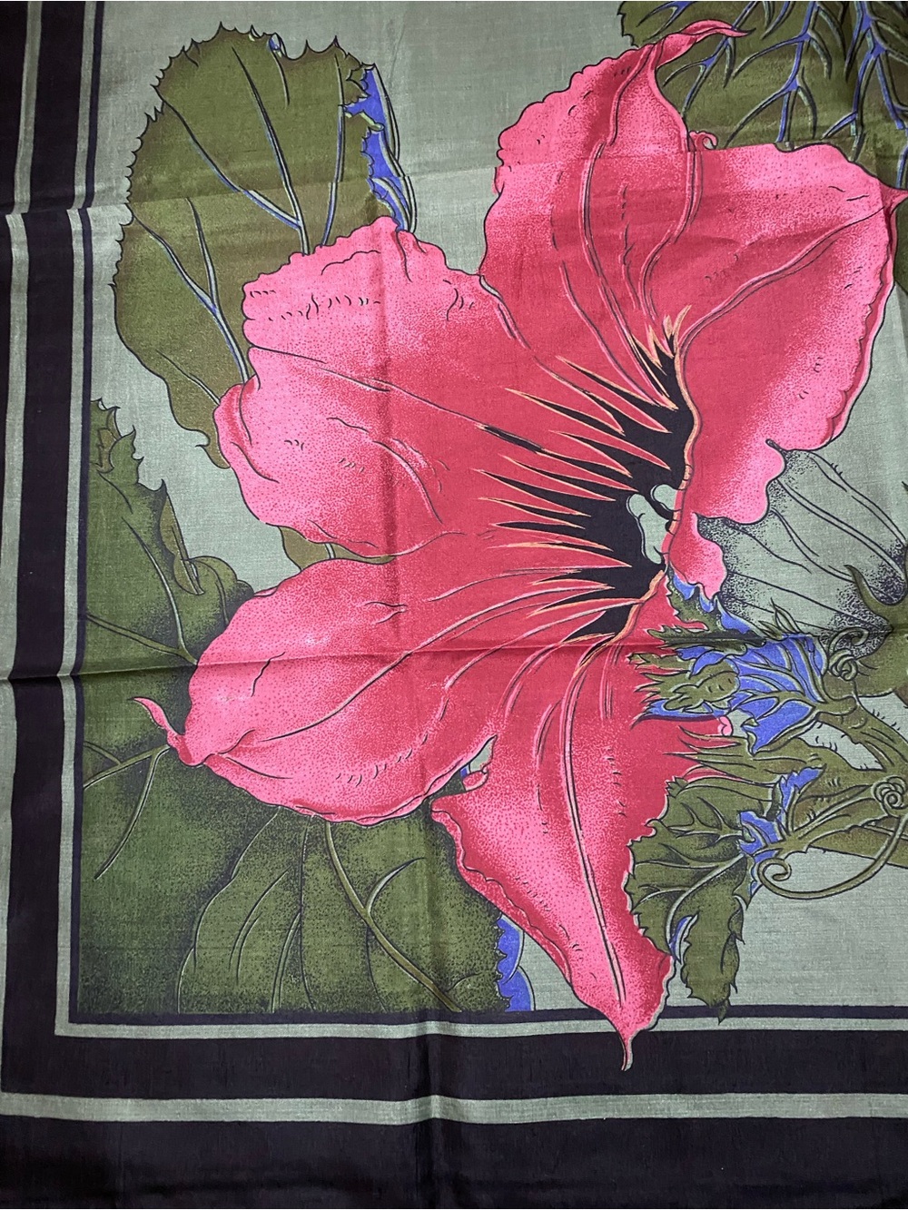 Hand Woven 100% Thai Silk Scarf from the Suzanne Collection floral pattern - Picture 11 of 16